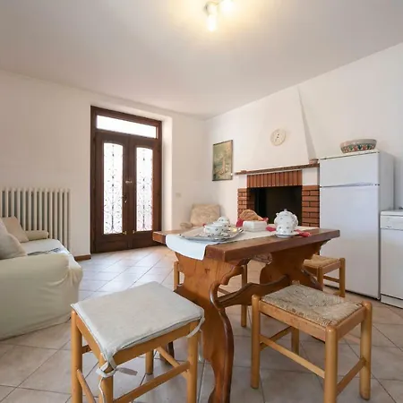 Apartman Sleeps 6 Wifi