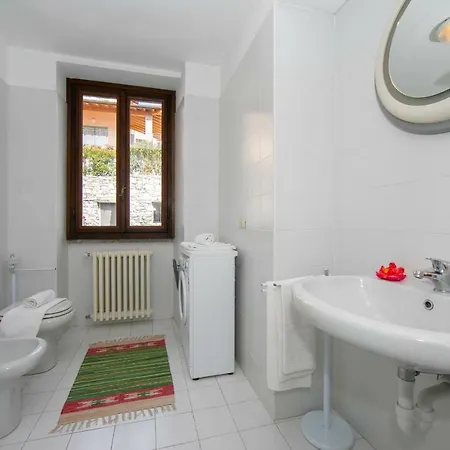 Apartman Sleeps 6 Wifi