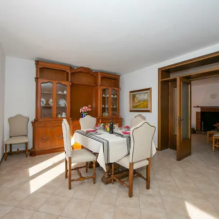 Sleeps 6 Wifi Apartman Ossuccio